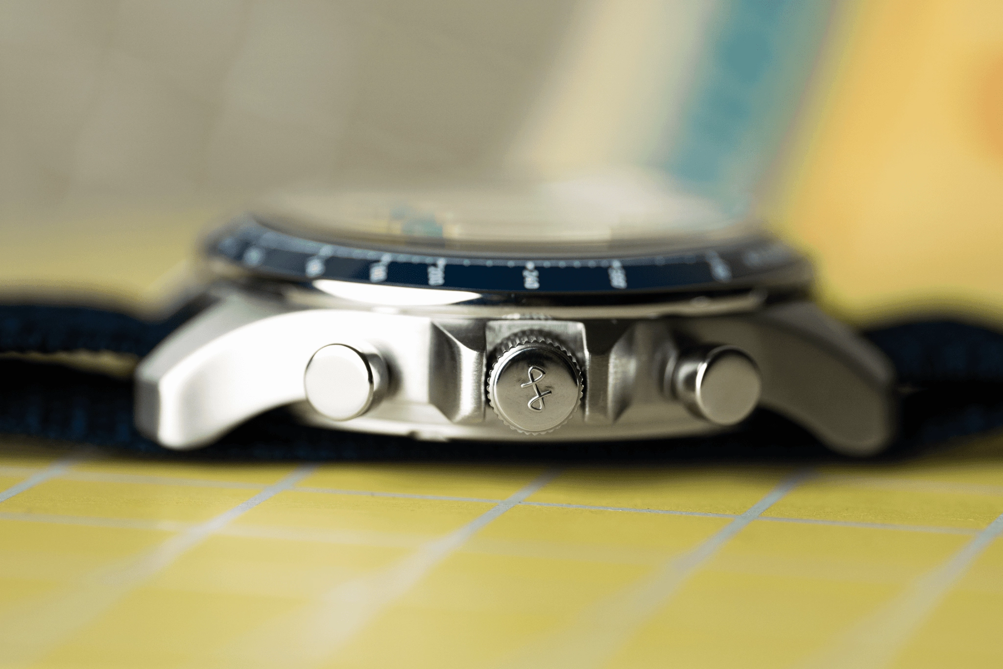 1960 Racing Chronograph. Steel / Navy & White
