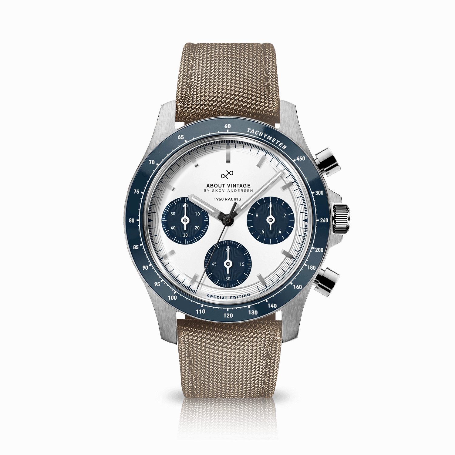 1960 Racing Chronograph. Steel / Navy & White