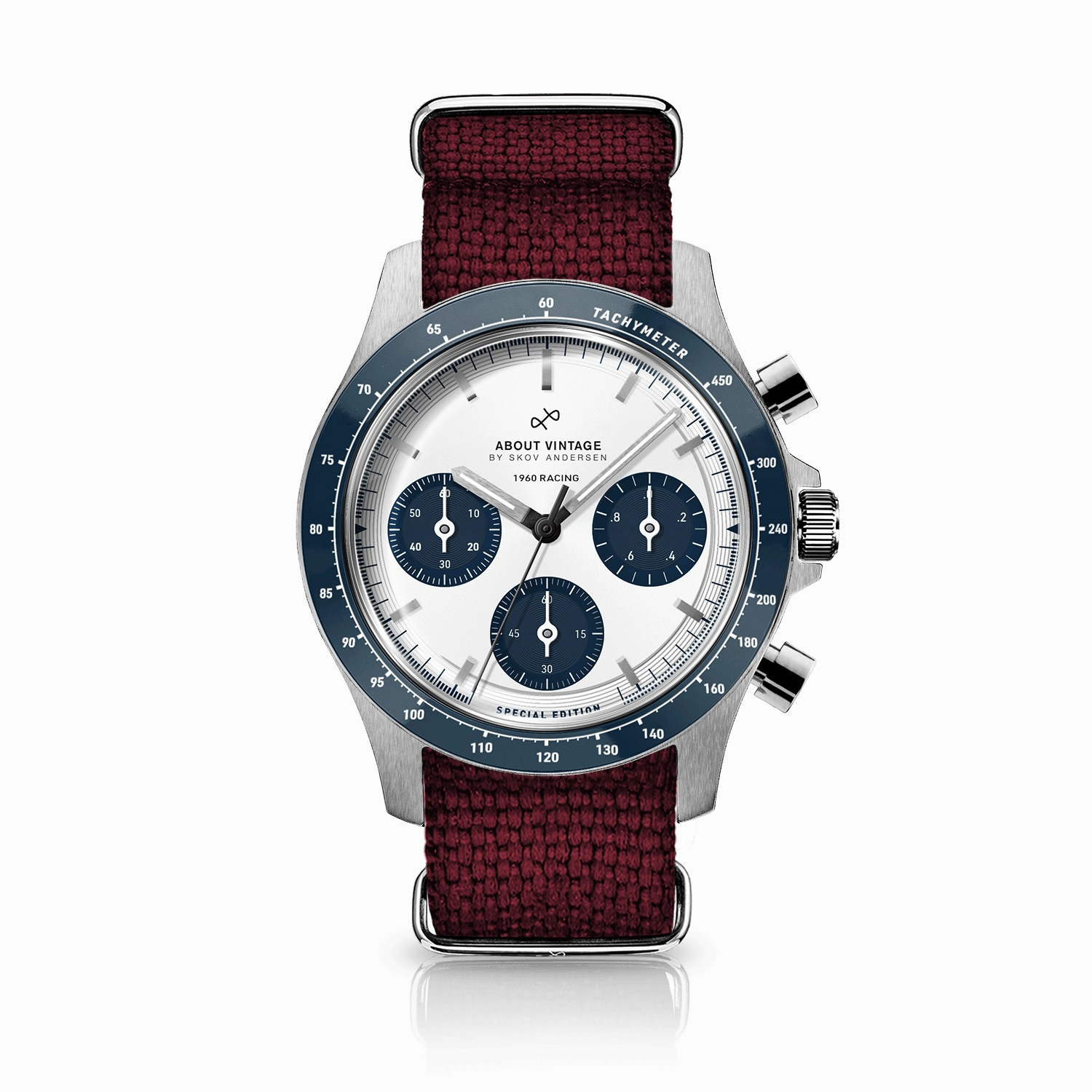 1960 Racing Chronograph. Steel / Navy & White