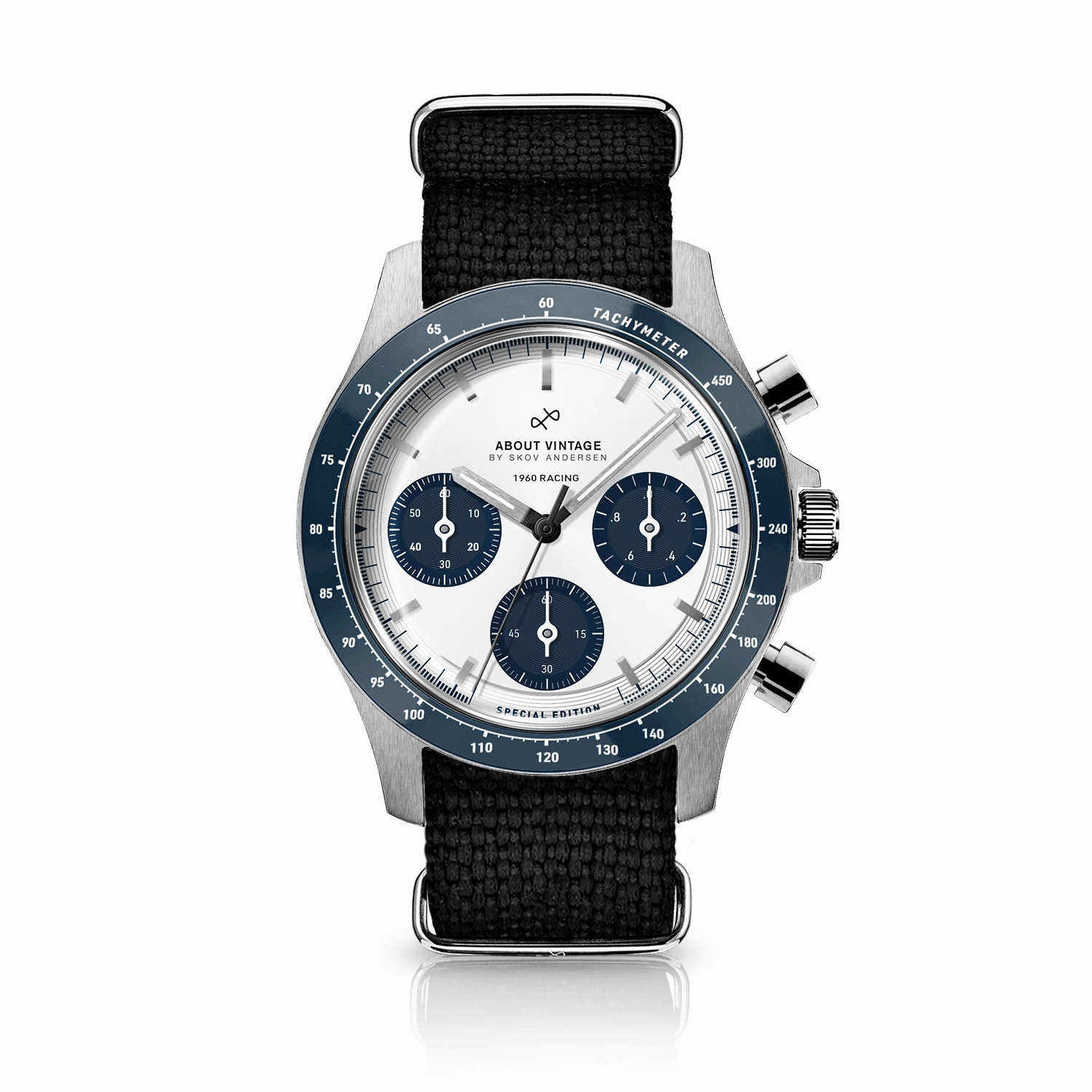 1960 Racing Chronograph. Steel / Navy & White