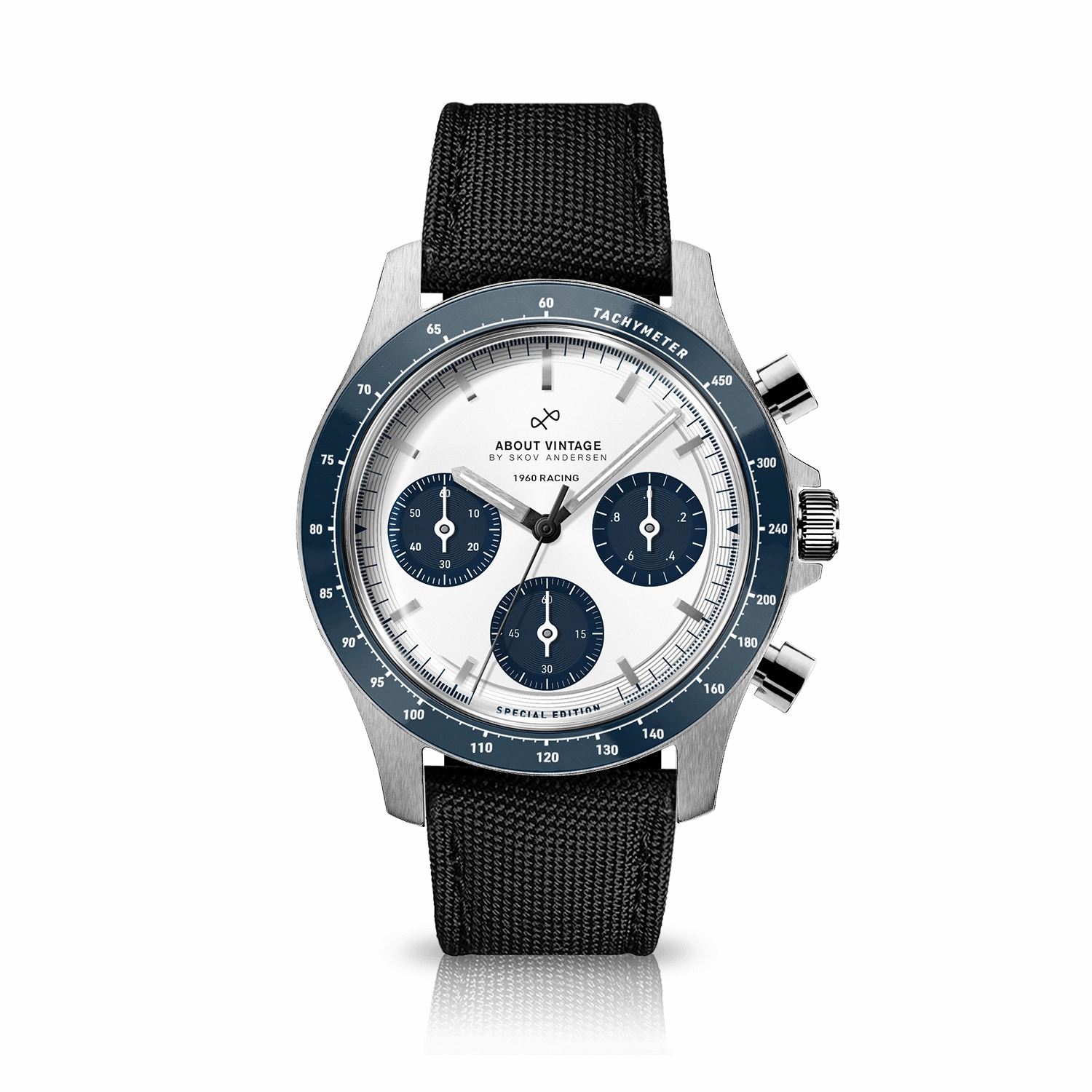 1960 Racing Chronograph. Steel / Navy & White