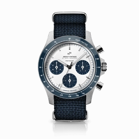 1960 Racing Chronograph. Steel / Navy & White