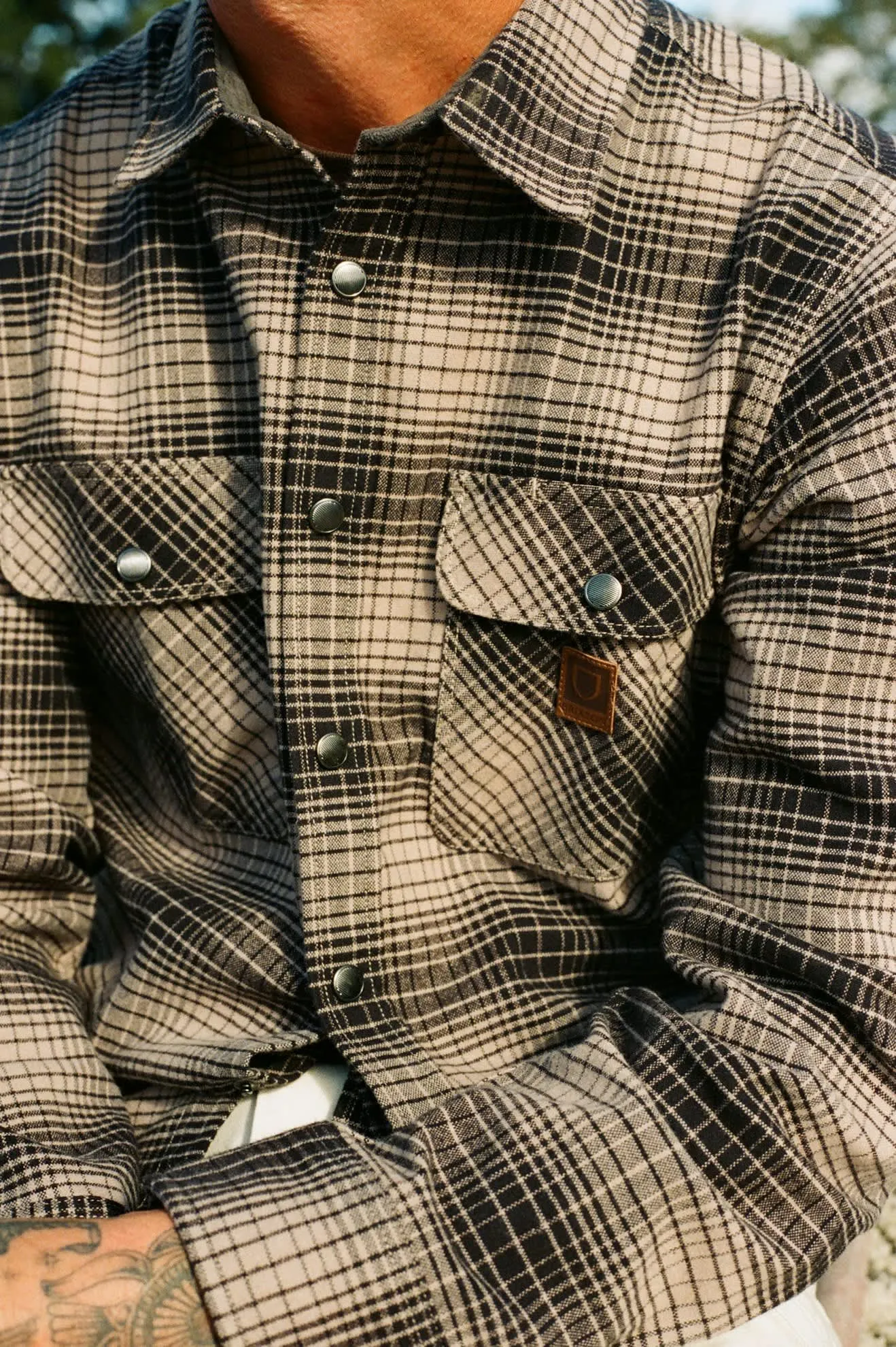Builders Bowery Stretch Water Resistant L/S Flannel - Black/Cinder Grey