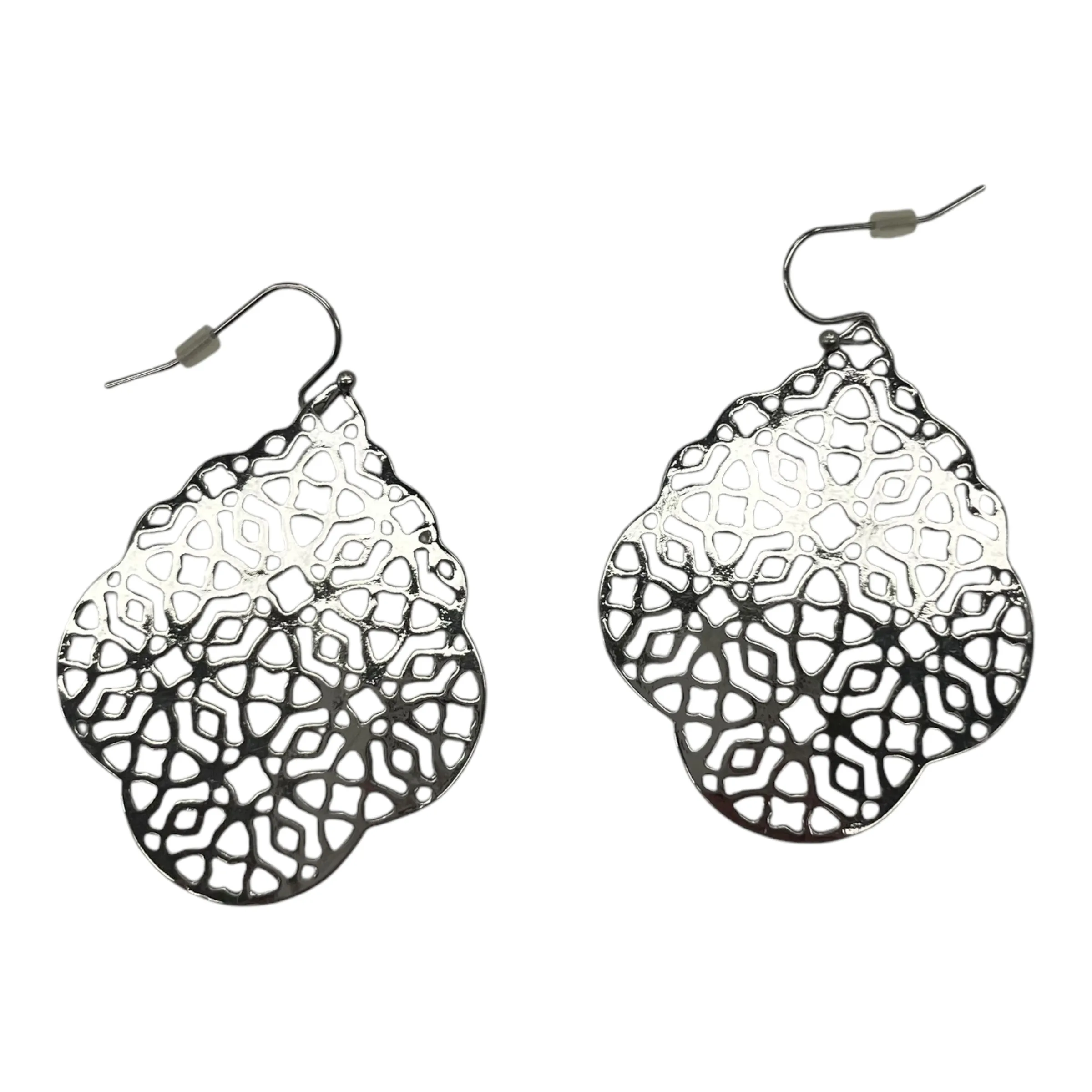Earrings Dangle/Drop By Clothes Mentor In Silver