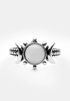 GODDESS TRIPLE MOON MOONSTONE RING