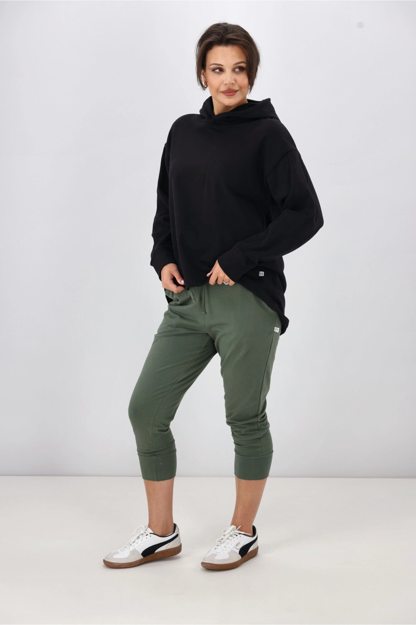 Shine On Essentials Hoody Black