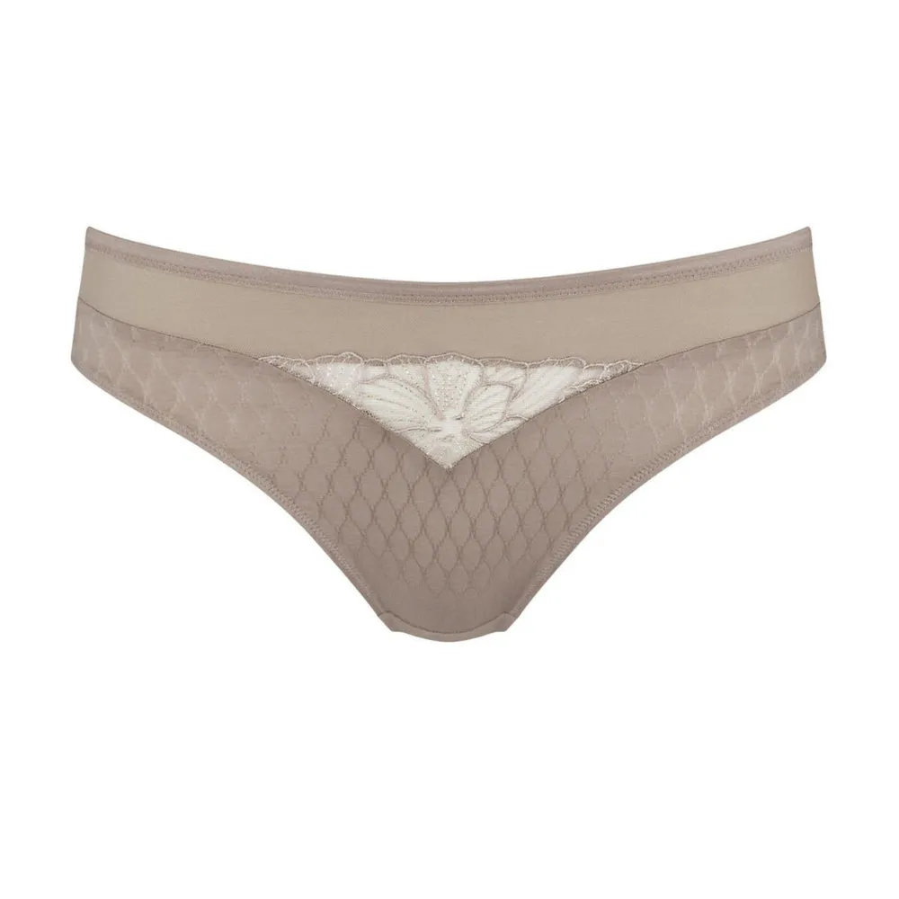 Triumph Florale Tai Mink