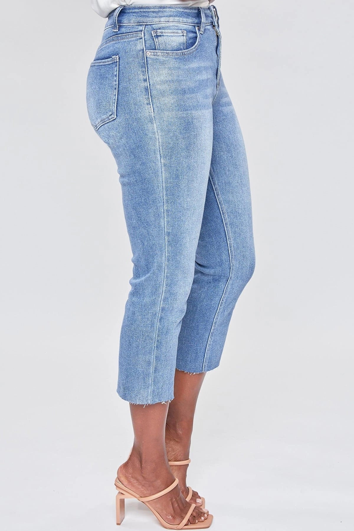 Women's Vintage High Rise Slim Straight Raw Hem Cropped Flood Jeans