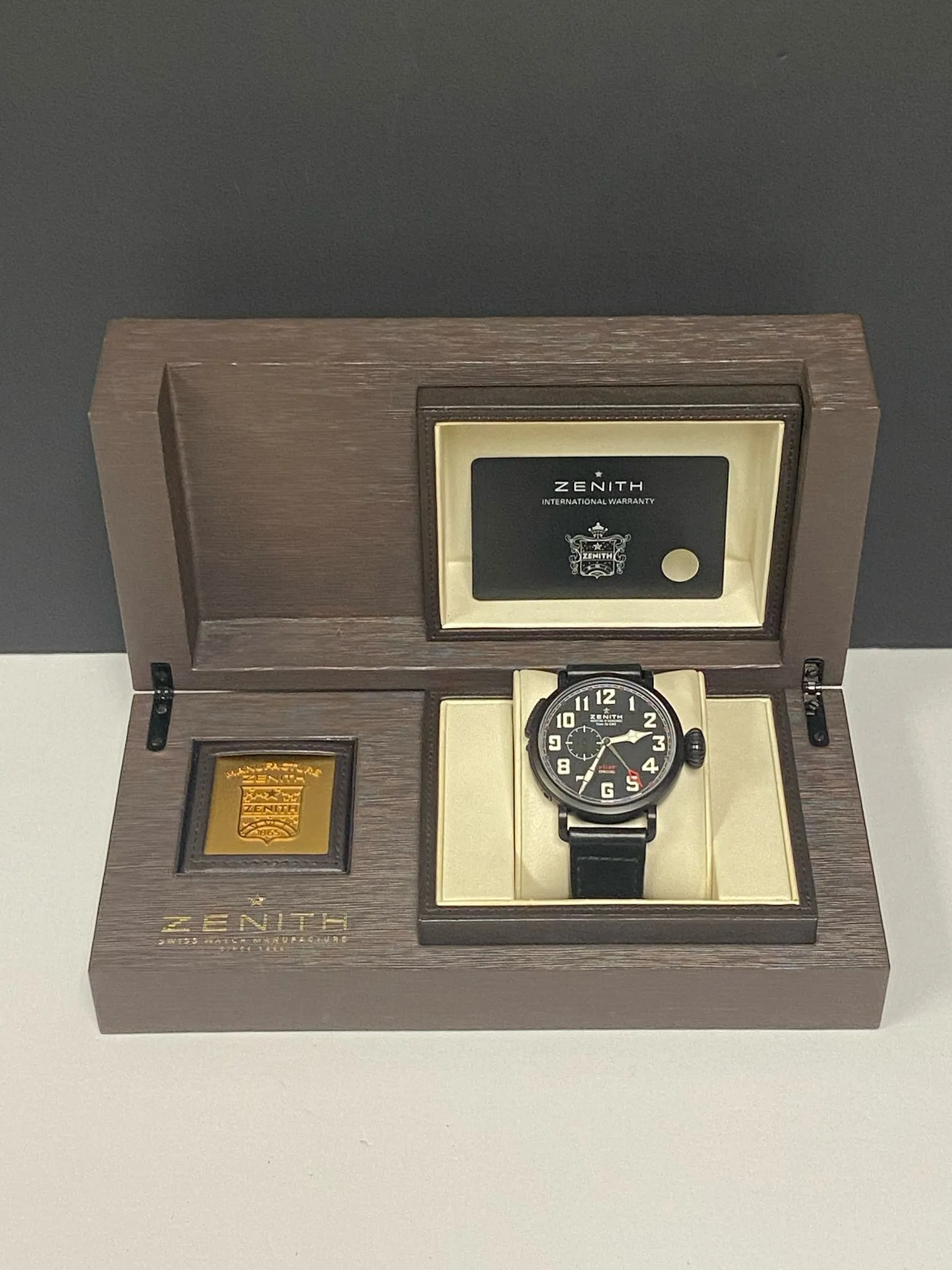 Zenith Pilot Type 20 GMT Red Baron L.E 500pcs 96.2430.693 Black Dial Automatic Men's Watch